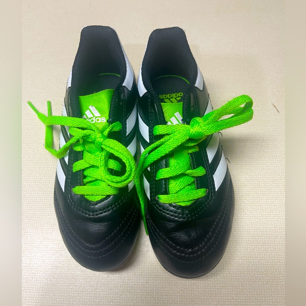 Adidas Size 11 youth toddler kids green and black child soccer cleat